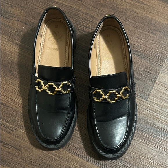 EUC Sam & Libby Women's Remi Black/Gold Chunky Lug Sole Loafer size 10 - Picture 2 of 12